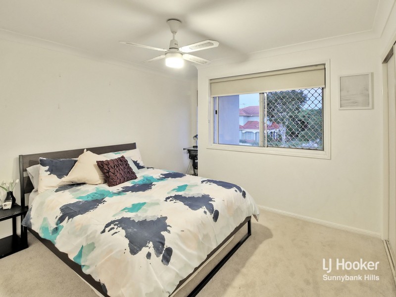 84 Poinciana Crescent, Stretton QLD 4116