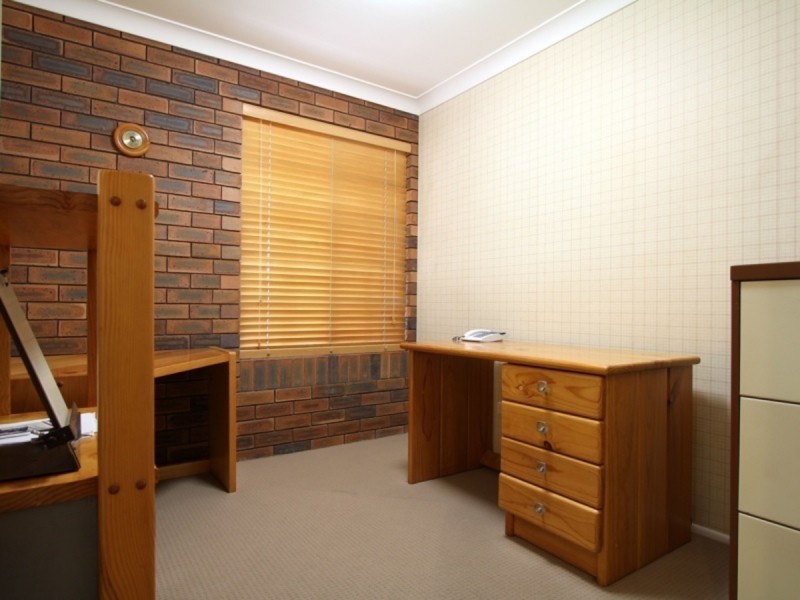 26 Orpheus Street, Robertson QLD 4109