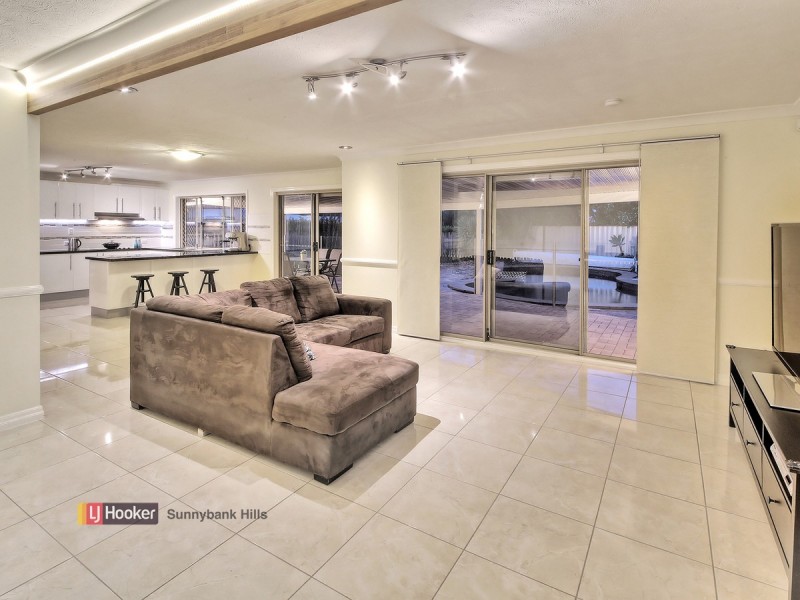 23 Alphitonia Crescent, Sunnybank Hills QLD 4109