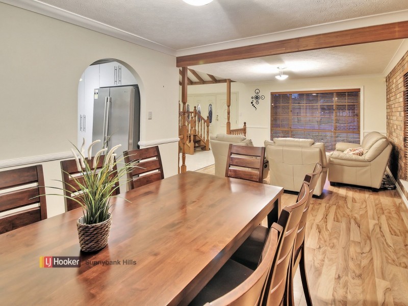 23 Alphitonia Crescent, Sunnybank Hills QLD 4109