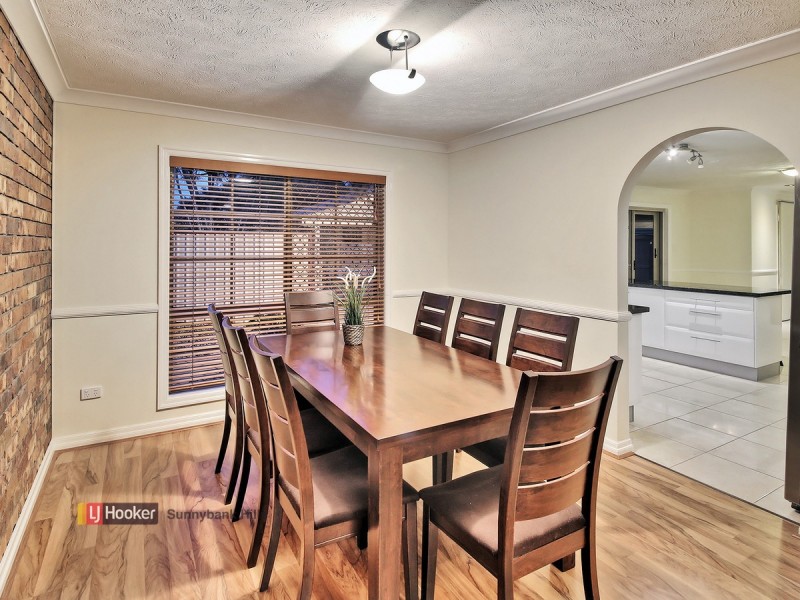 23 Alphitonia Crescent, Sunnybank Hills QLD 4109