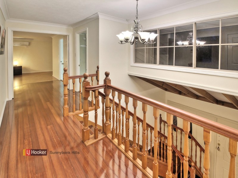 23 Alphitonia Crescent, Sunnybank Hills QLD 4109