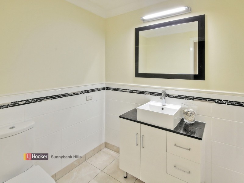 23 Alphitonia Crescent, Sunnybank Hills QLD 4109