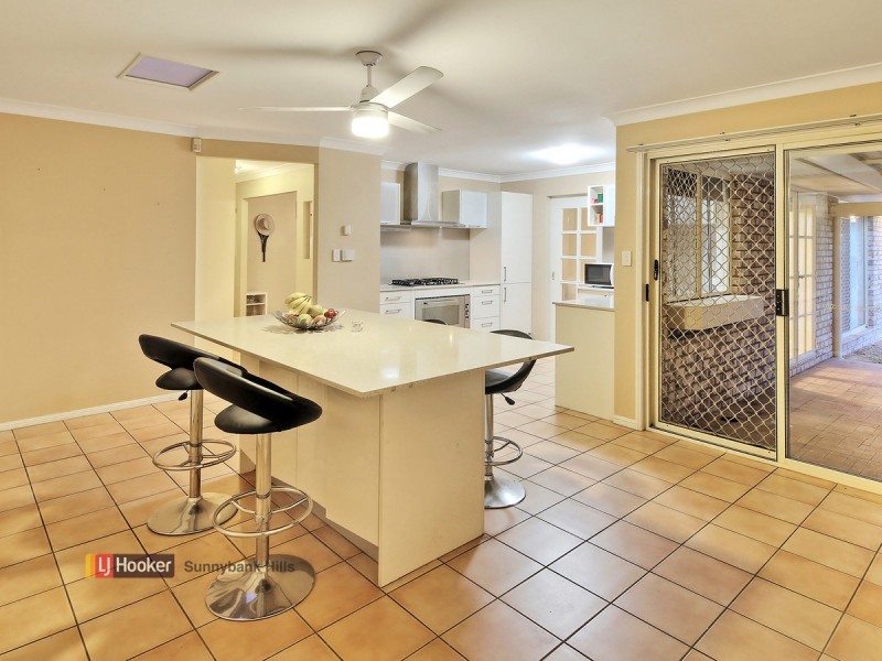 17 Carnation Crescent, Calamvale QLD 4116