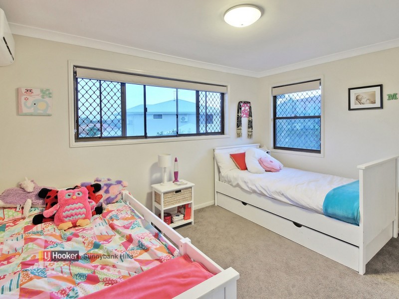 4 Kensington Place, Wishart QLD 4122