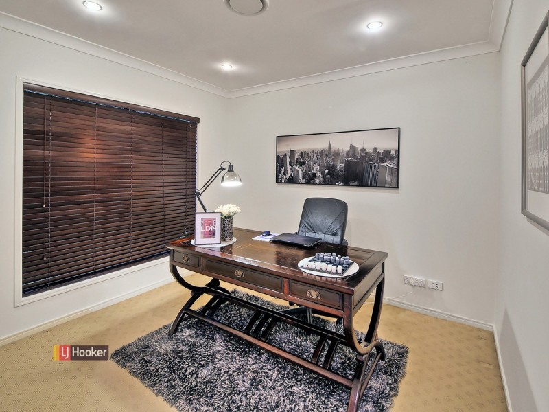 19 Langford Street, Eight Mile Plains QLD 4113