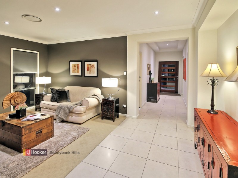 19 Langford Street, Eight Mile Plains QLD 4113