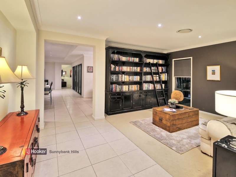 19 Langford Street, Eight Mile Plains QLD 4113