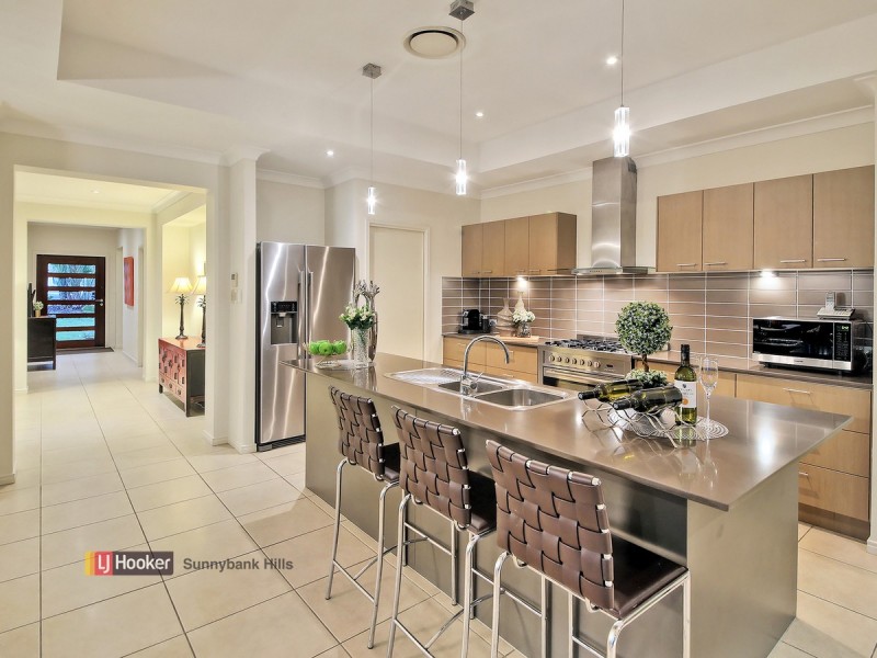 19 Langford Street, Eight Mile Plains QLD 4113