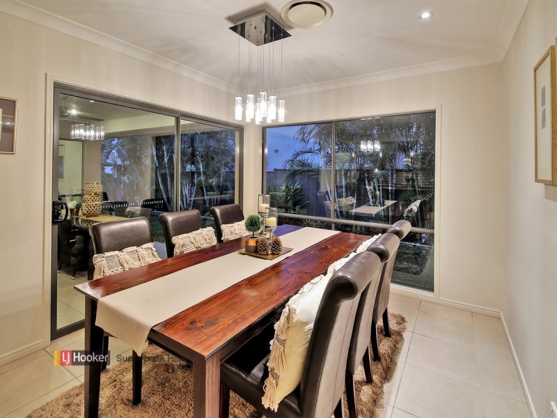 19 Langford Street, Eight Mile Plains QLD 4113