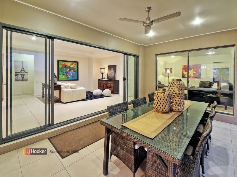 19 Langford Street, Eight Mile Plains QLD 4113