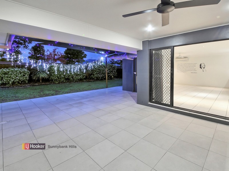 4 Morialta Place, Parkinson QLD 4115