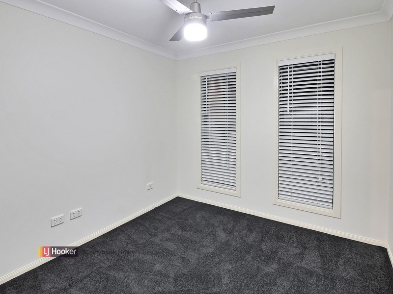 4 Morialta Place, Parkinson QLD 4115