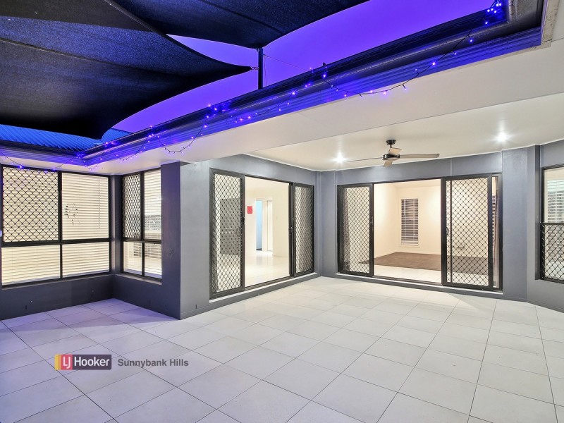 4 Morialta Place, Parkinson QLD 4115