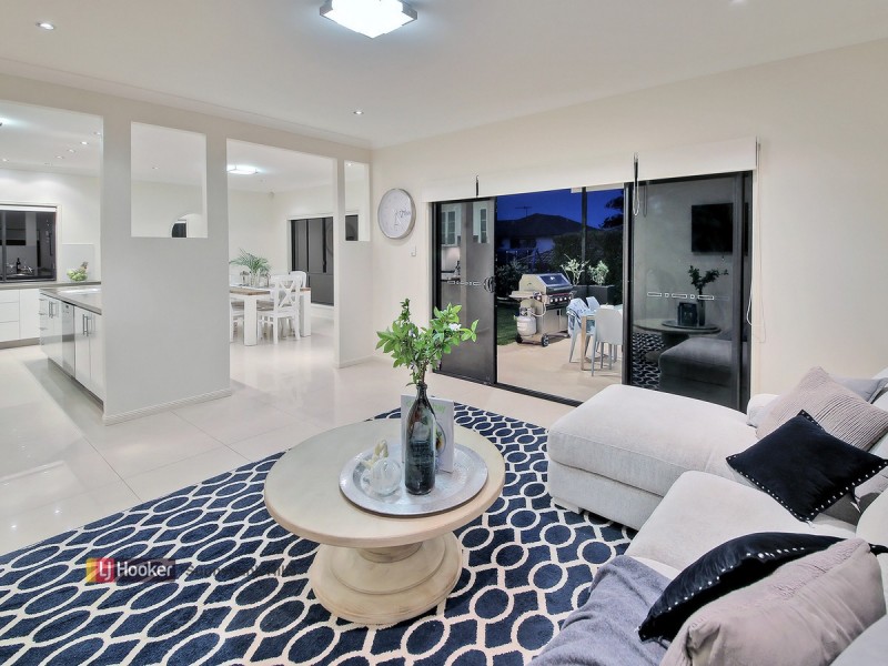 7 Shirley Close, Kuraby QLD 4112