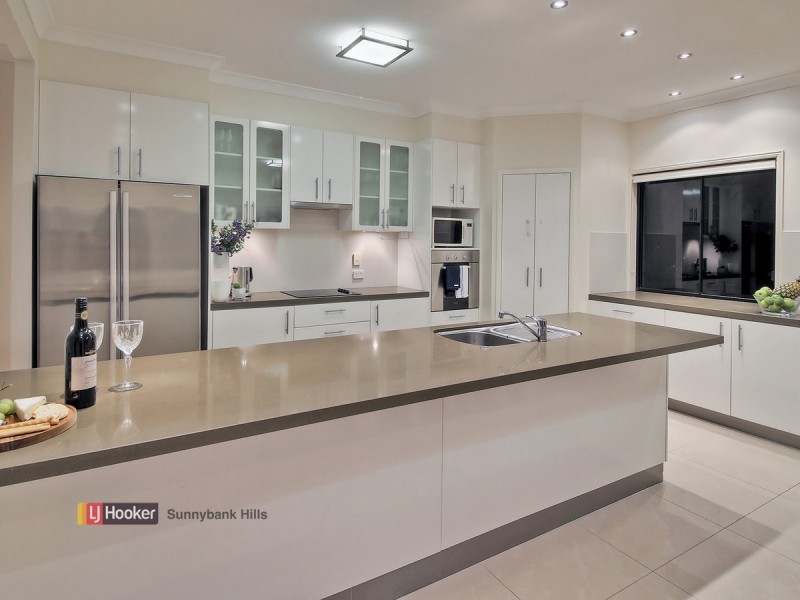 7 Shirley Close, Kuraby QLD 4112