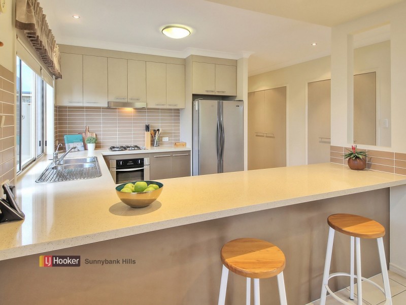 19 Trevi Close, Eight Mile Plains QLD 4113