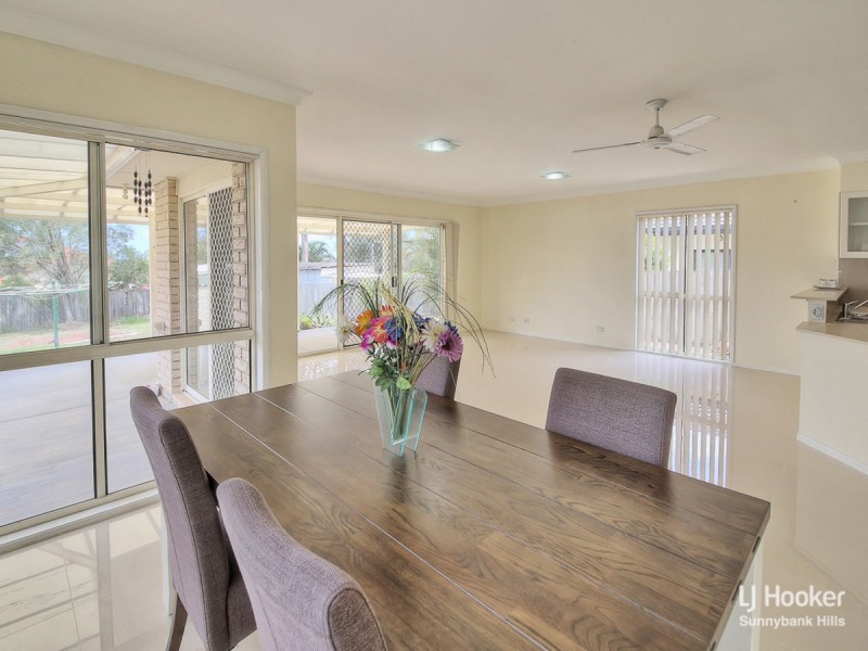 155 Rubicon Crescent, Kuraby QLD 4112