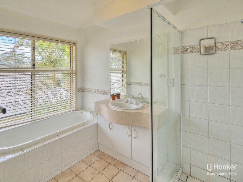 155 Rubicon Crescent, Kuraby QLD 4112