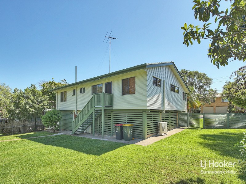15 Fair Street, Wishart QLD 4122