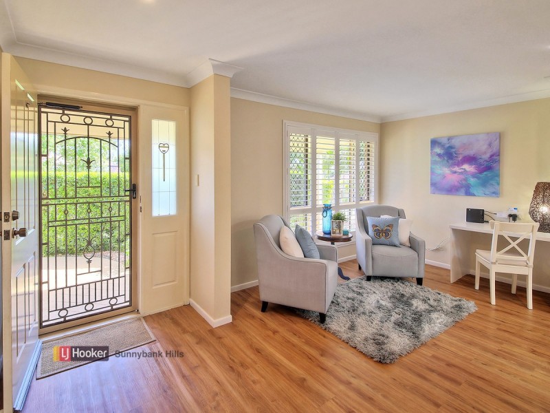 12 Strathaird Place, Parkinson QLD 4115