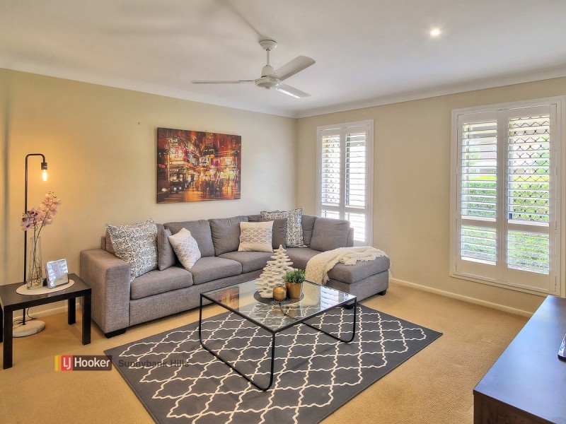 12 Strathaird Place, Parkinson QLD 4115