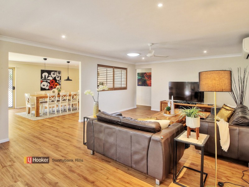 12 Strathaird Place, Parkinson QLD 4115