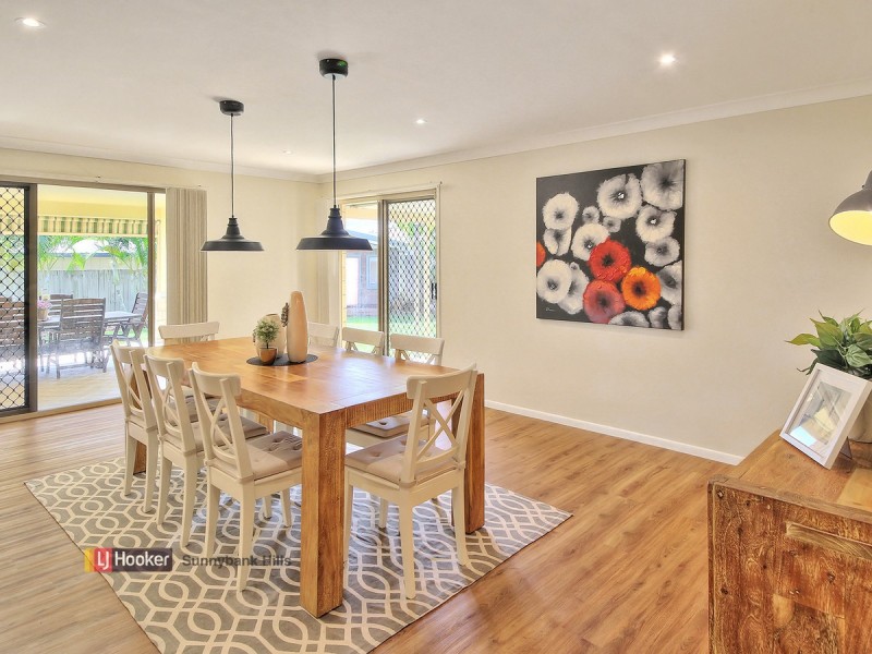 12 Strathaird Place, Parkinson QLD 4115