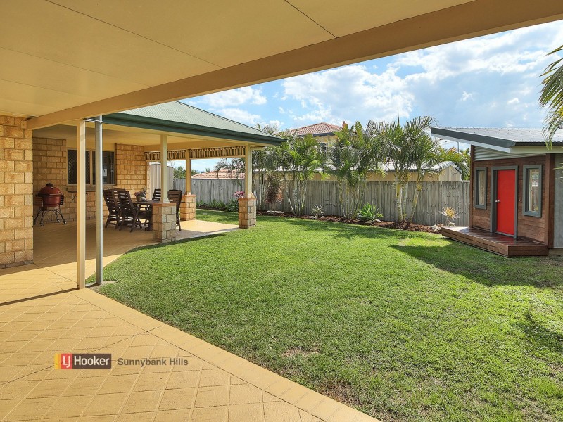 12 Strathaird Place, Parkinson QLD 4115