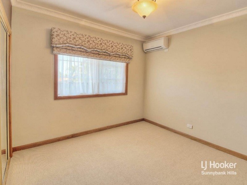 10 Lincoln Place, Stretton QLD 4116