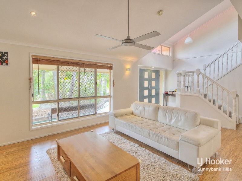 15 Japonica Place, Calamvale QLD 4116