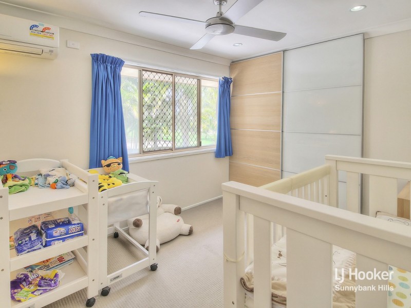 15 Japonica Place, Calamvale QLD 4116