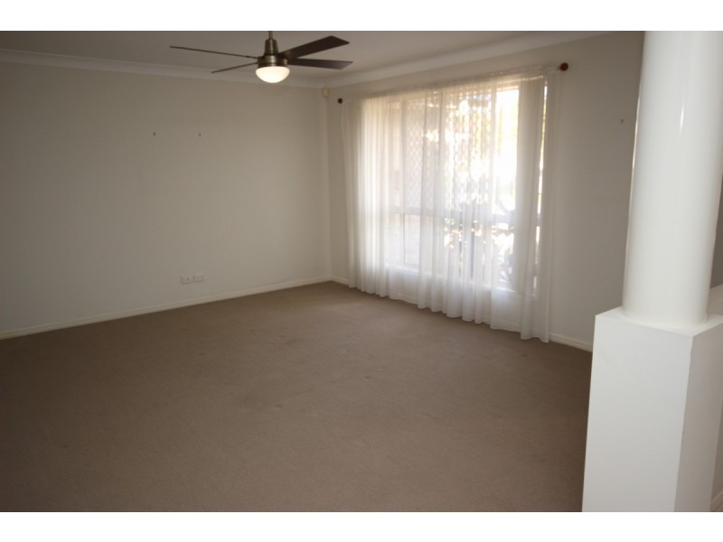 5 Sunhaven Crescent, Kuraby QLD 4112