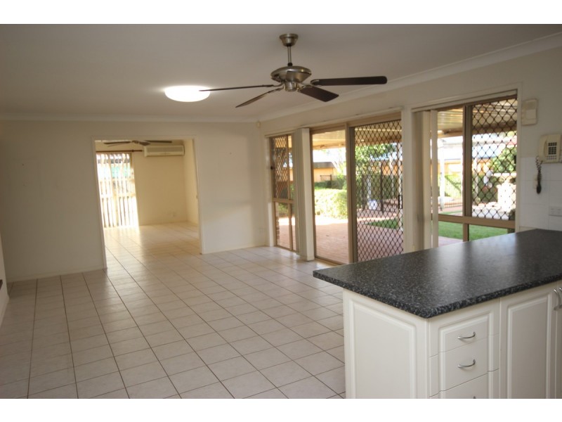 5 Sunhaven Crescent, Kuraby QLD 4112