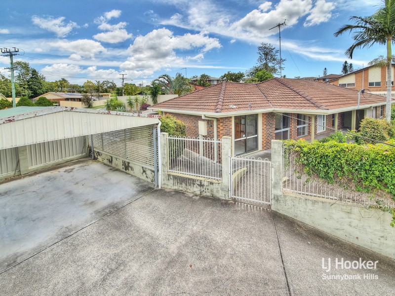 2 Belmore Drive, Rochedale South QLD 4123