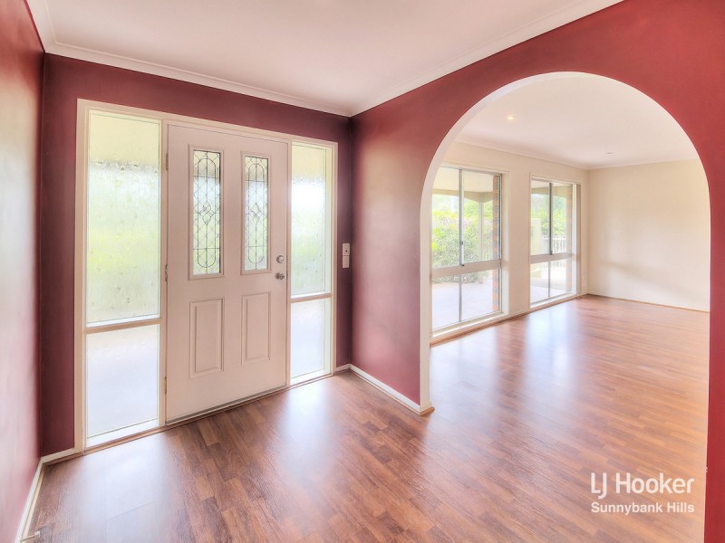 2 Belmore Drive, Rochedale South QLD 4123