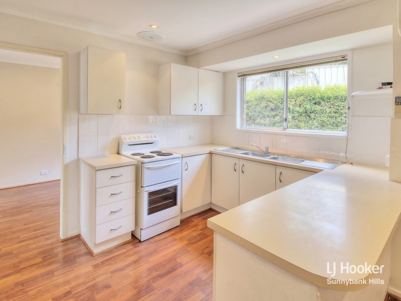 2 Belmore Drive, Rochedale South QLD 4123