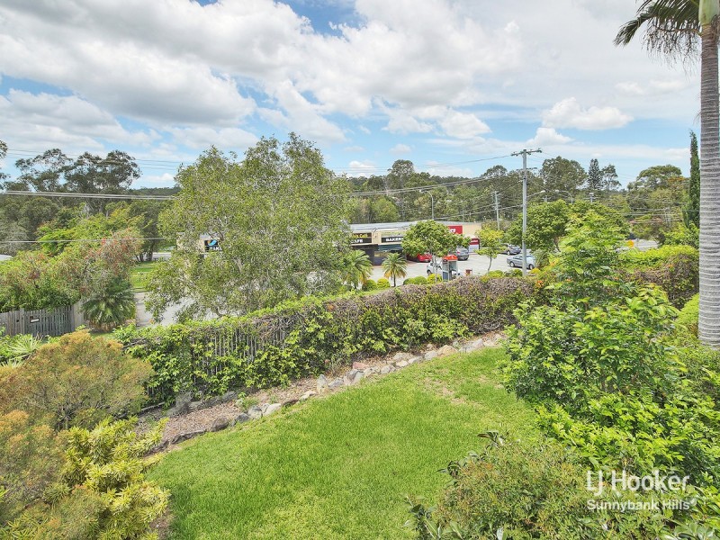 2 Belmore Drive, Rochedale South QLD 4123