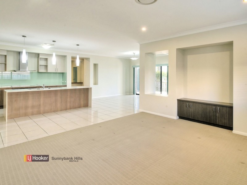 10 Collett Street, Eight Mile Plains QLD 4113