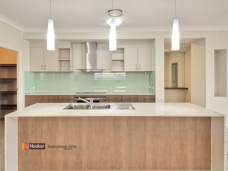 10 Collett Street, Eight Mile Plains QLD 4113