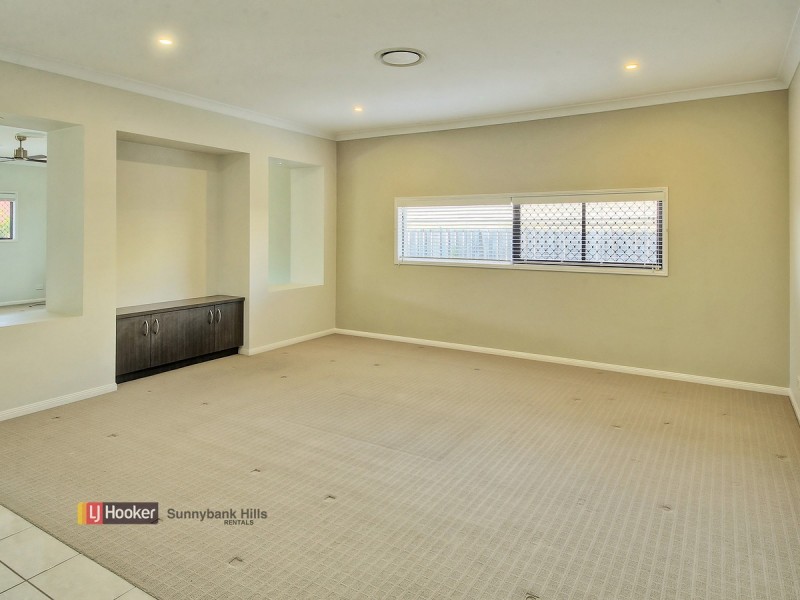 10 Collett Street, Eight Mile Plains QLD 4113