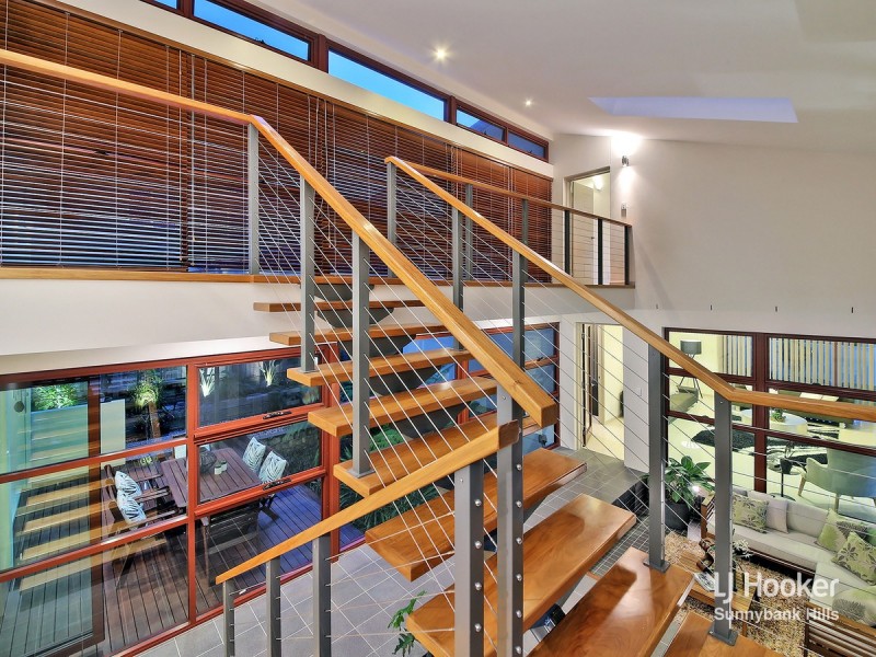 21 Azzure Street, Eight Mile Plains QLD 4113