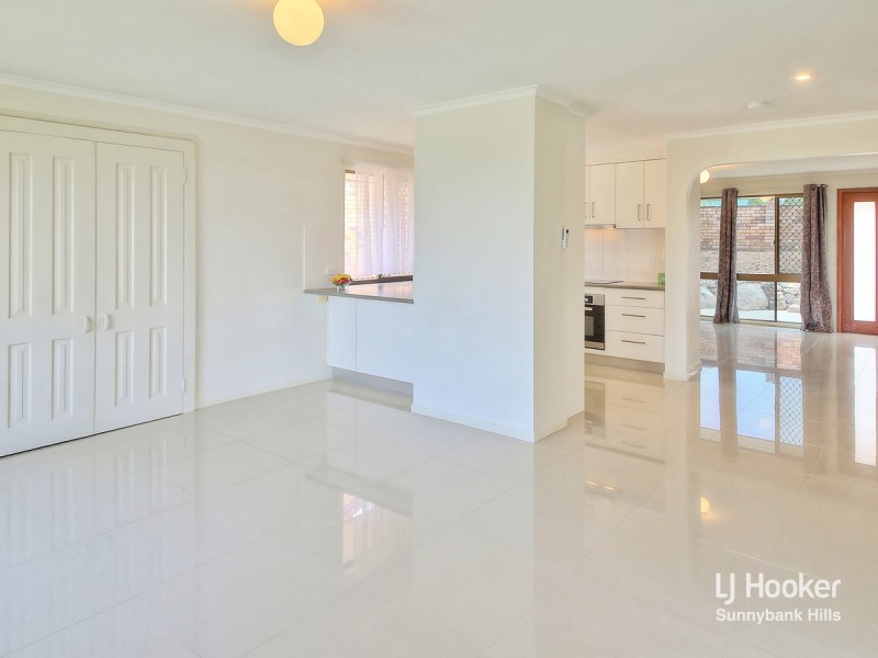 144 Pinelands Road, Sunnybank Hills QLD 4109