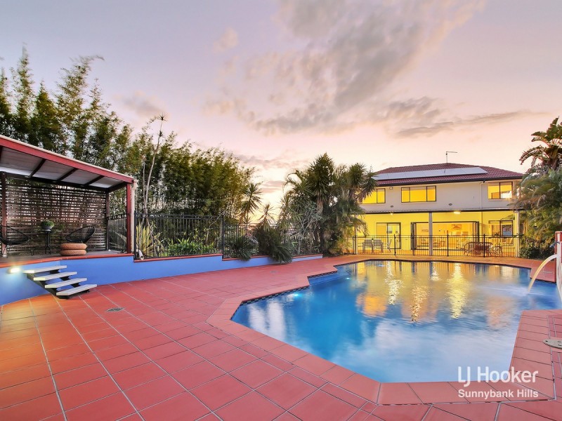 9 Autumn Close, Calamvale QLD 4116