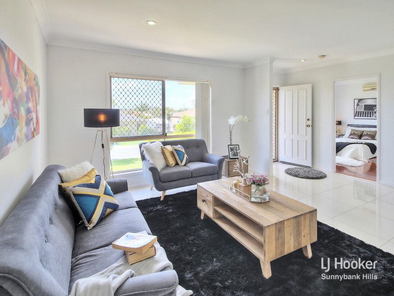 4 Glenlee Place, Parkinson QLD 4115