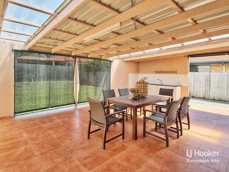 4 Glenlee Place, Parkinson QLD 4115