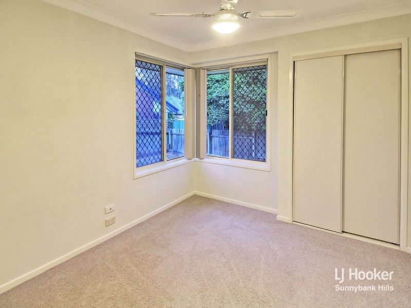 26 Greenlaw Place, Eight Mile Plains QLD 4113