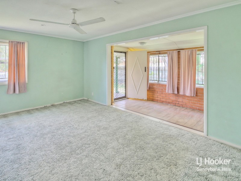 2 Albert Street, Woodridge QLD 4114