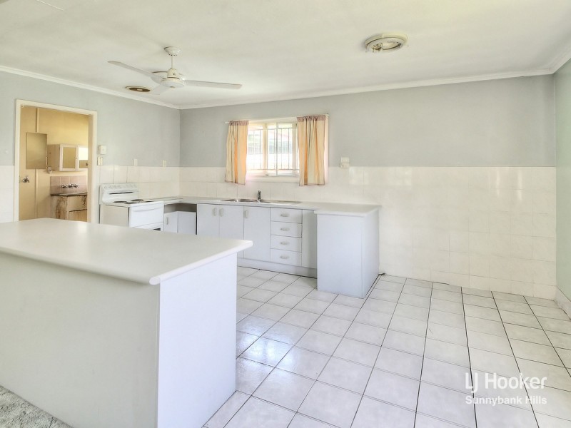 2 Albert Street, Woodridge QLD 4114