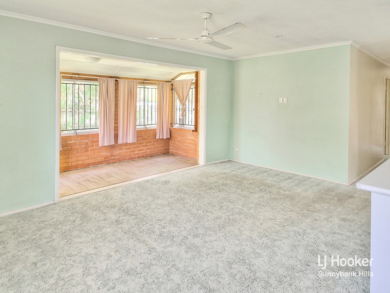 2 Albert Street, Woodridge QLD 4114